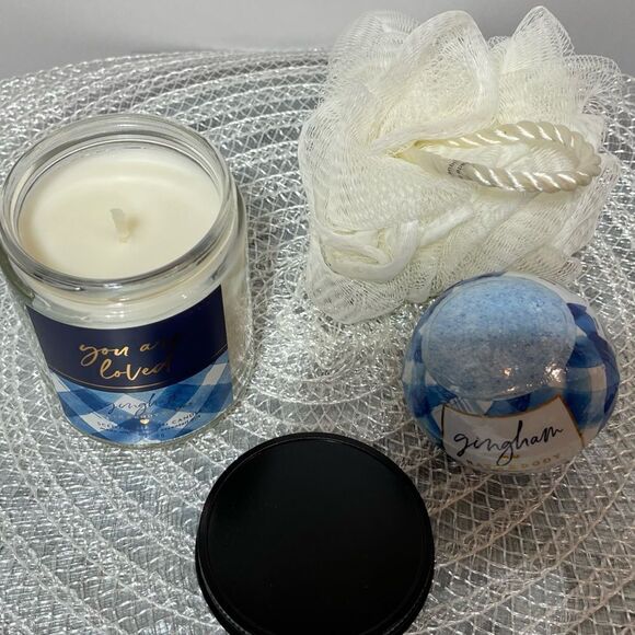 BBW Gingham Single Wick Candle, Loofah Shower Puff and Bath Fizzy set of 3 NWT - Picture 5 of 6
